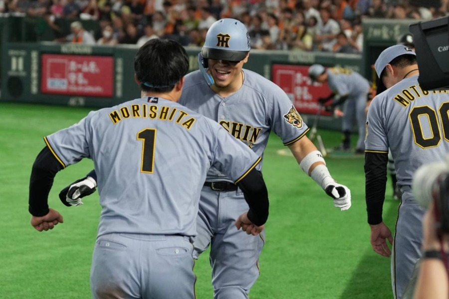 森下翔太、佐藤輝明連2戰同場開轟