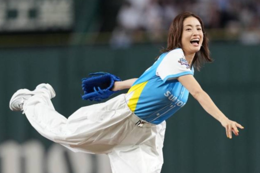 上戶彩東京巨蛋開球 坦言緊張到想回家