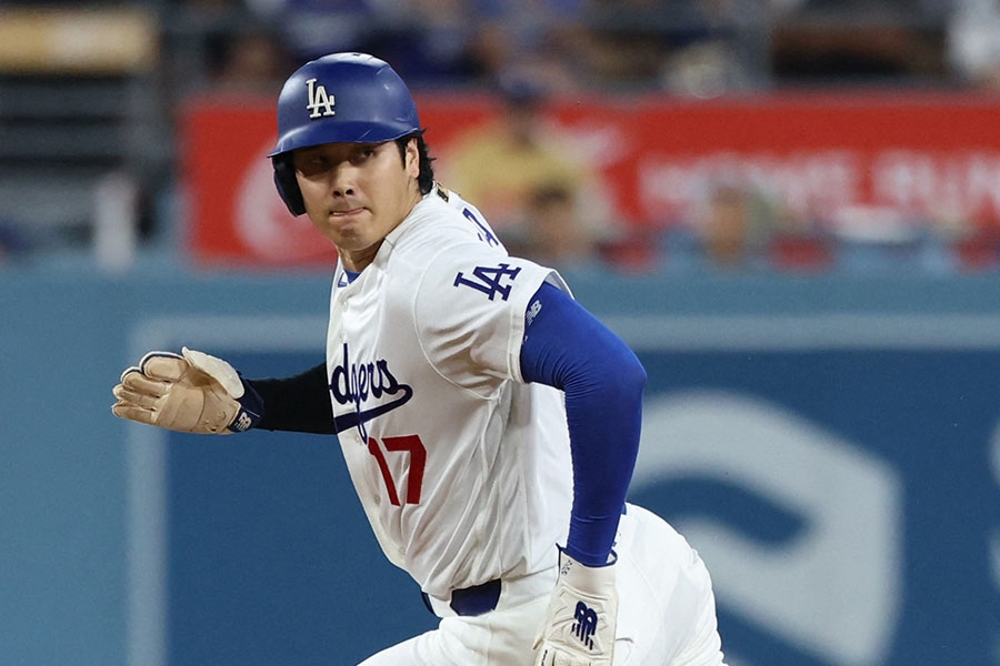 大谷翔平跑壘出局 道奇板凳檢討獲名投肯定