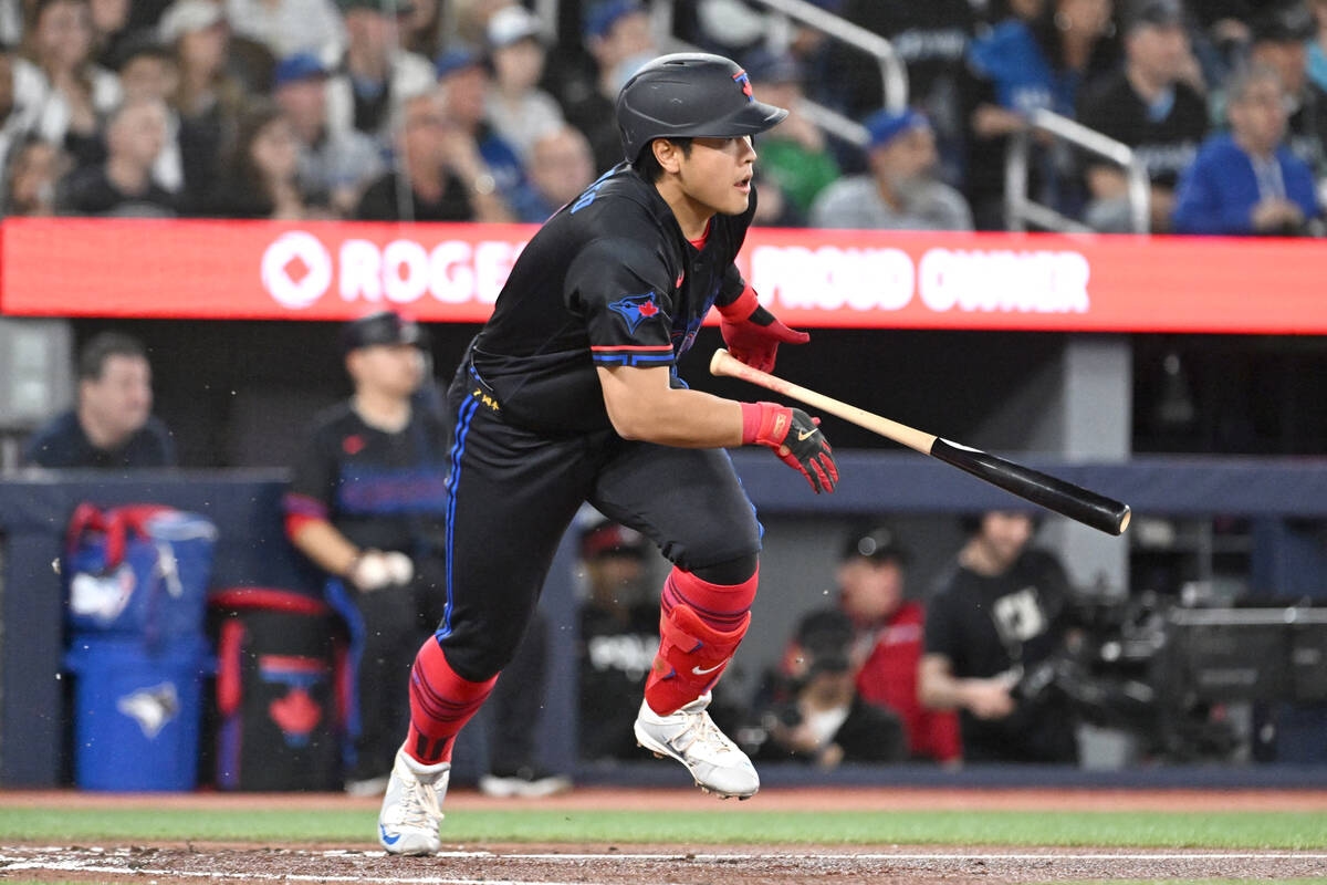 岡本和真敲超前適時安打守備連發 藍鳥2比0完封天使止4連敗