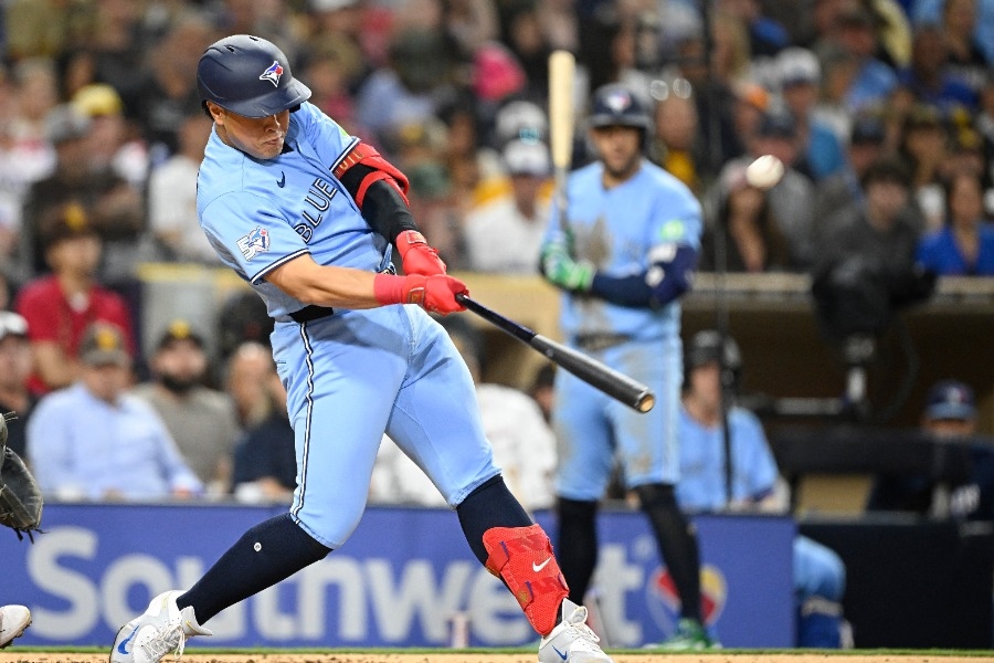 岡本和真22號3分砲助藍鳥勝教士 追平大谷翔平新人年22轟