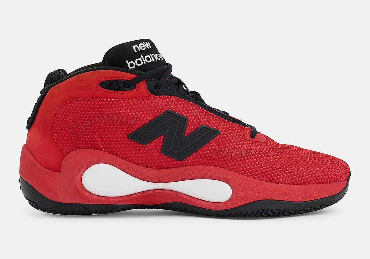 New Balance P400 釋出「Bulls」紅黑配色 6/1 將迎來品牌端發售