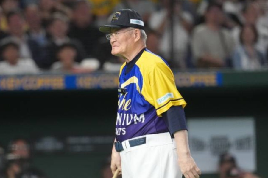 86歲張本勳代打上陣 1球後獲故意四壞