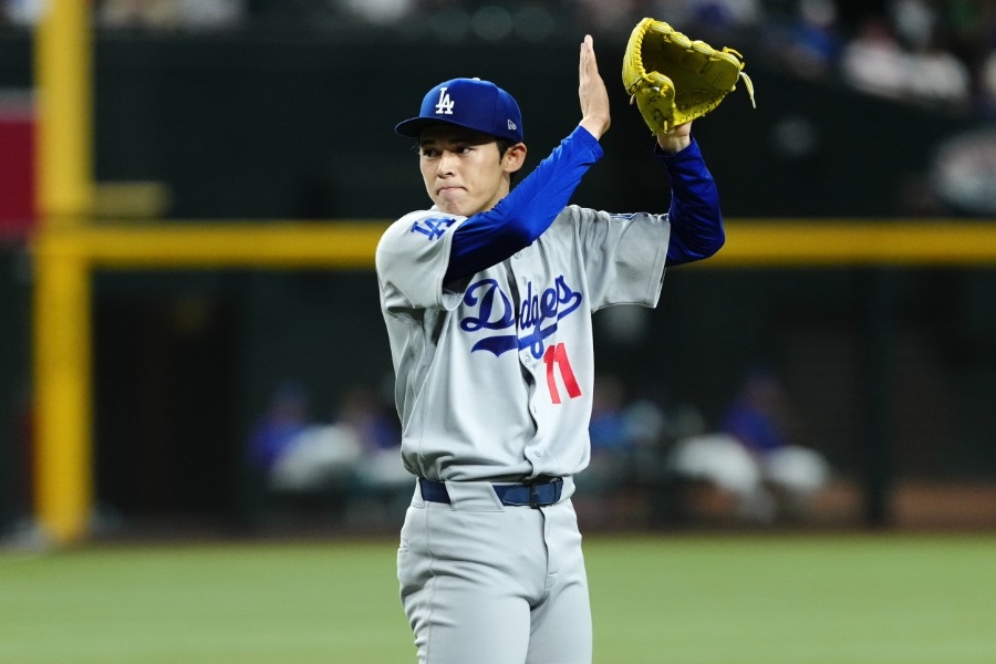 佐佐木朗希6局失2分 手套大小又成話題