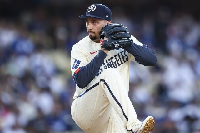 Blake Snell本季初登板3局失5分吞敗 道奇教頭仍肯定球威