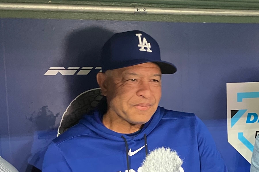 道奇Roberts扛高爾夫球袋進場爆紅 球迷虧球類搞錯