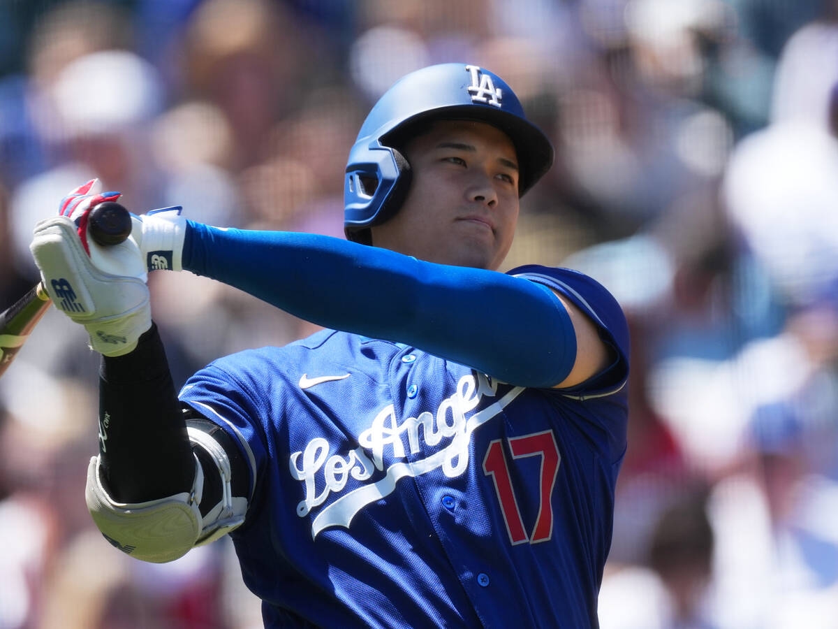 大谷翔平首打席飛球出局 連11打席無安打