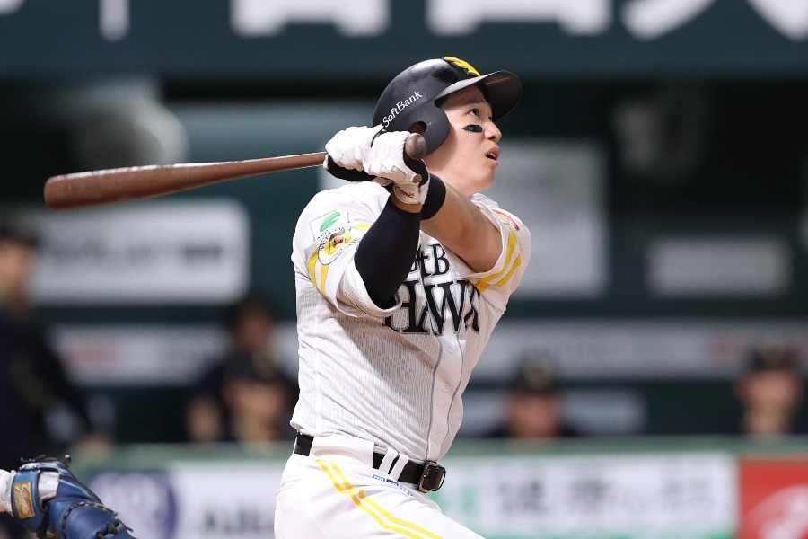 栗原陵矢34轟98打點 衝擊打擊雙冠