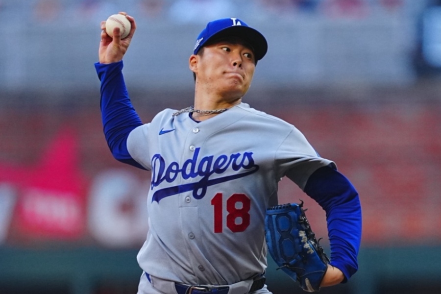 山本由伸7局10K失1分！季後賽首度雙位數三振