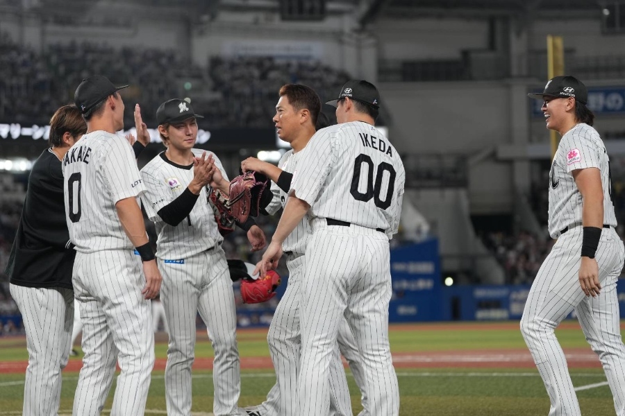 角中勝也引退戰螢幕亮出唐川侑己 球迷喊想哭
