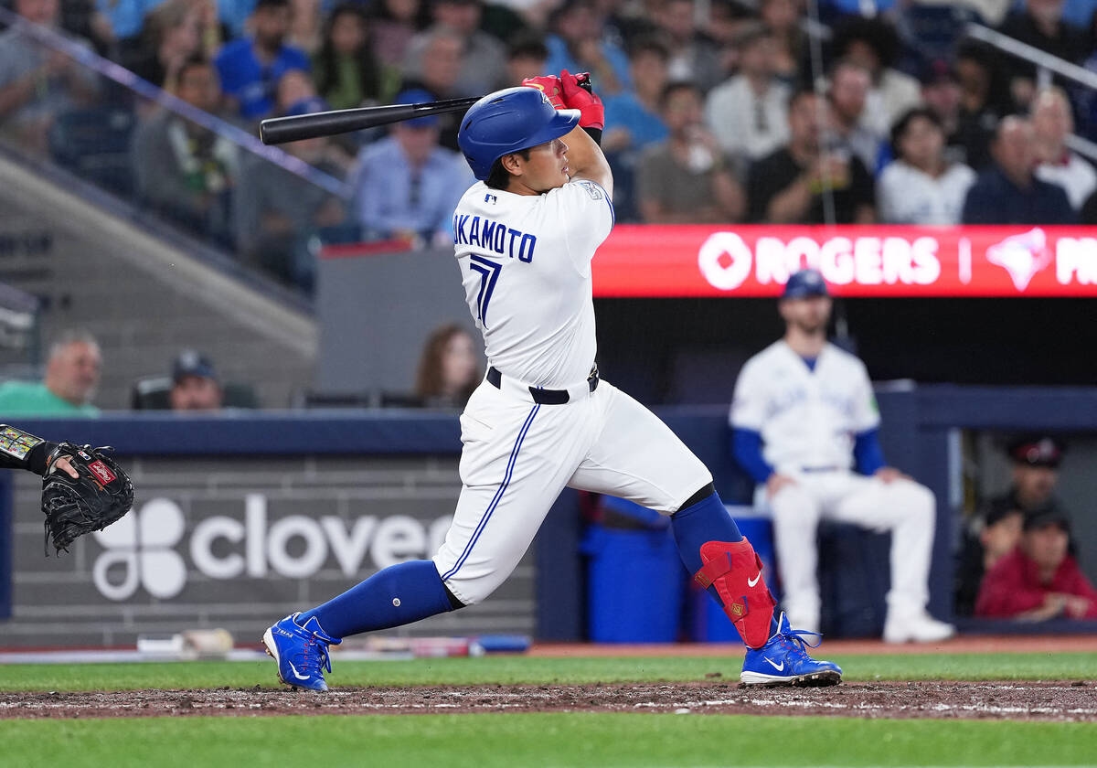 岡本和真連5戰安打 前3打席敲1安