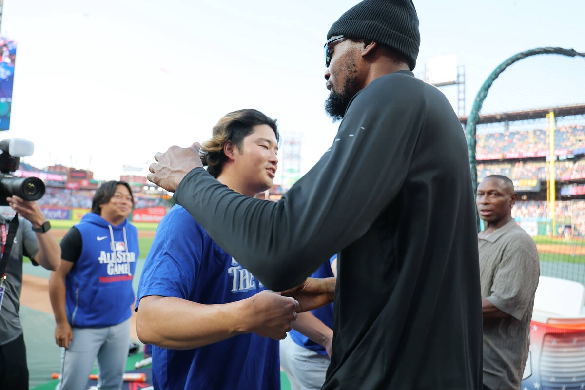 村上宗隆明星賽初體驗 賽前同框Kevin Durant