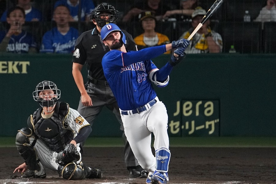中日洋投馬勒甲子園轟來日首發全壘打 仍遭阪神9局再見轟逆轉