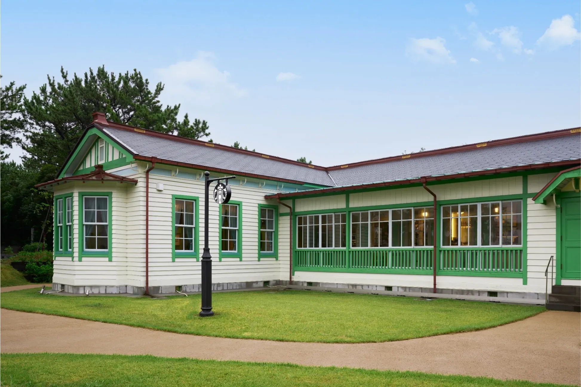 登錄有形文化財改建 Starbucks Coffee 橫濱海之公園開幕