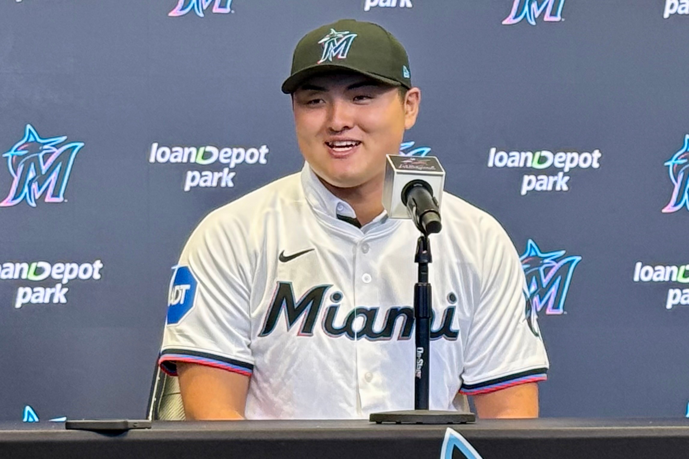 佐佐木麟太郎英語受訪 簽約馬林魚拚大聯盟