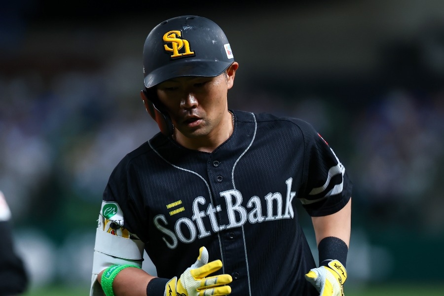 NPB/軟銀中村晃打擊率僅1成29遭下放 日本火腿水谷瞬傷癒歸隊
