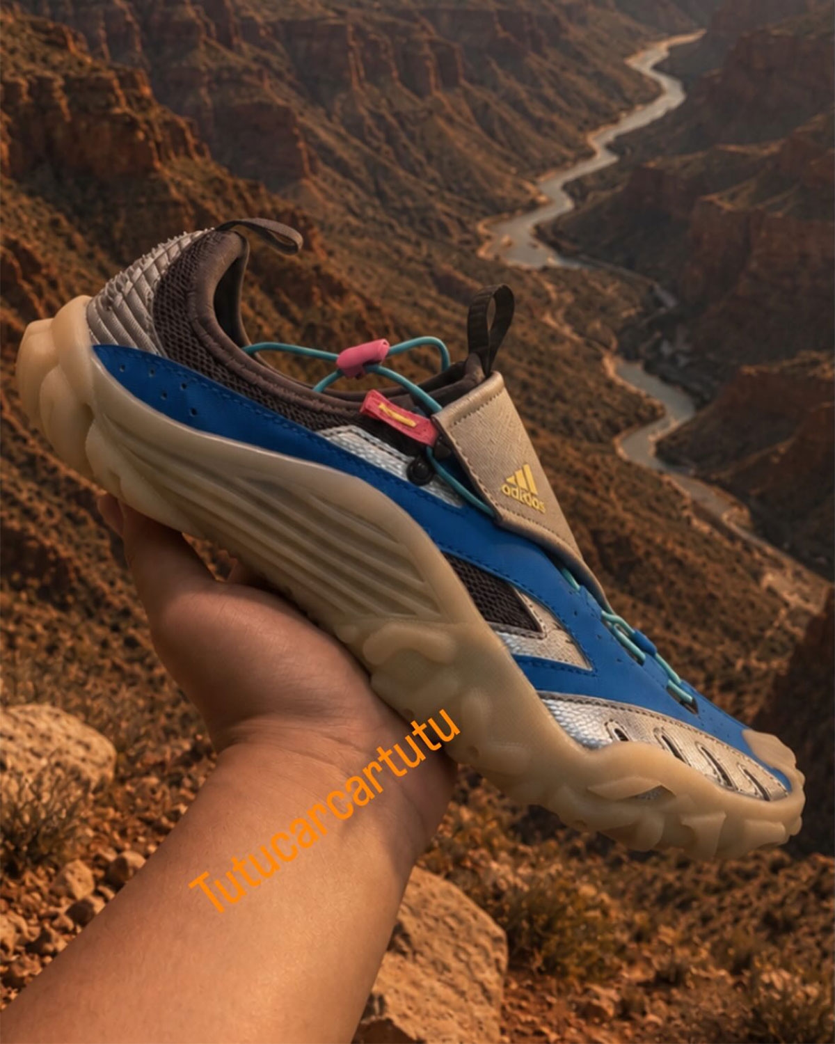 Pharrell x adidas Virginia Water Moc「Lucid Ray Blue」曝光,發售日落在 2026/9/15