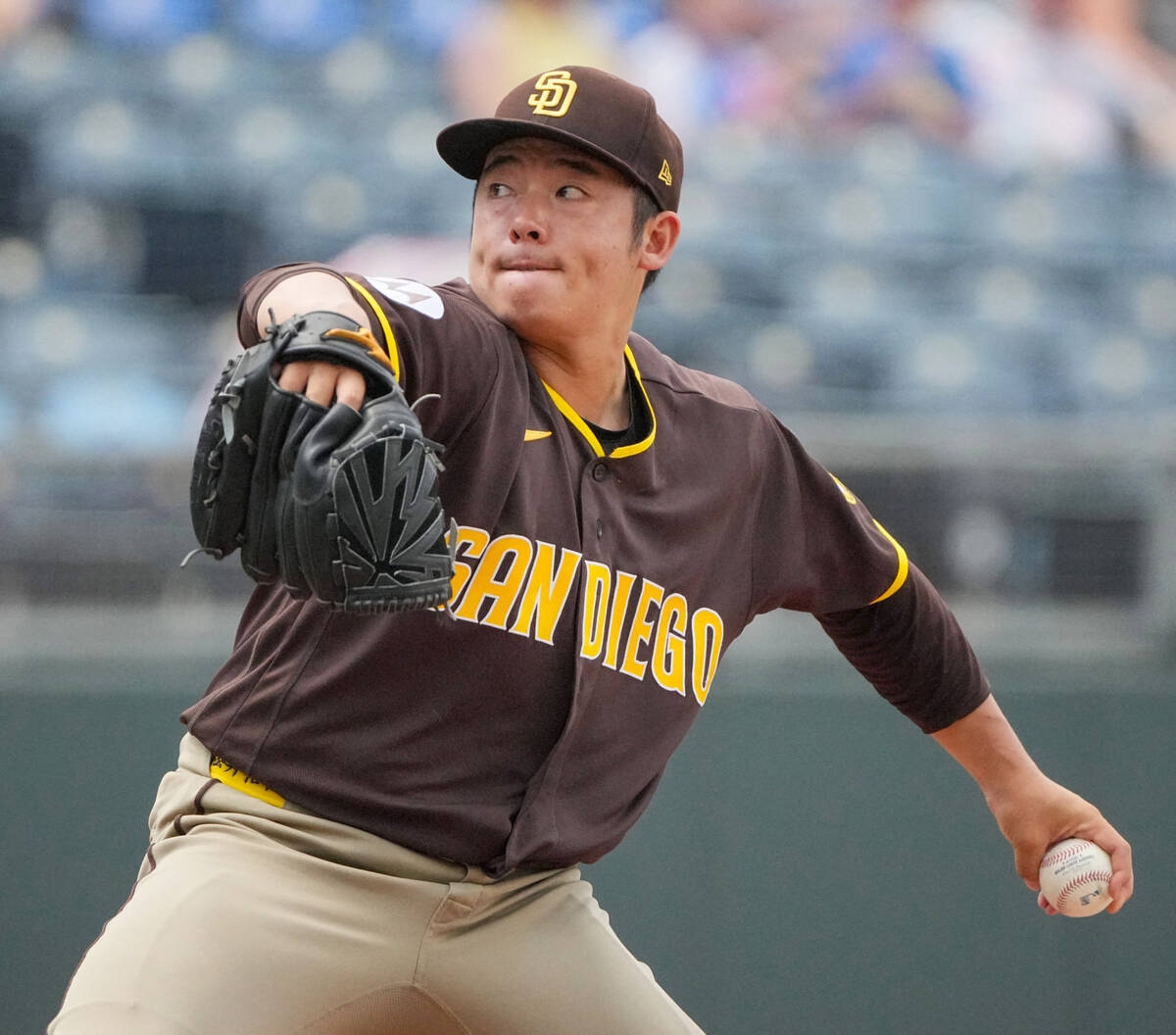 松井裕樹再解滿壘危機 教士8比3勝勇士
