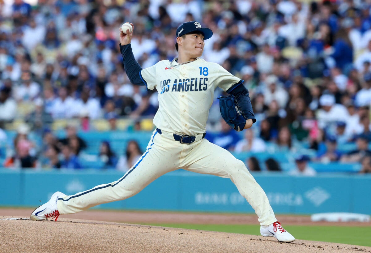 山本由伸4局下滿壘挨9棒二壘安打 道奇主場戰金鶯前4局失3分