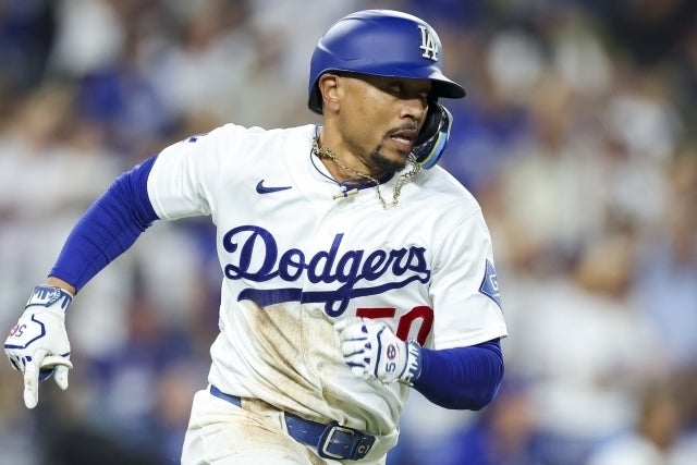 Mookie Betts 8局超前安打 道奇4比3勝洛磯收系列賽