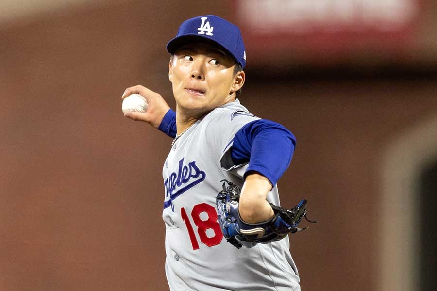 山本由伸球宴移動黏著Andy Pages 道奇PO照引發球迷討論