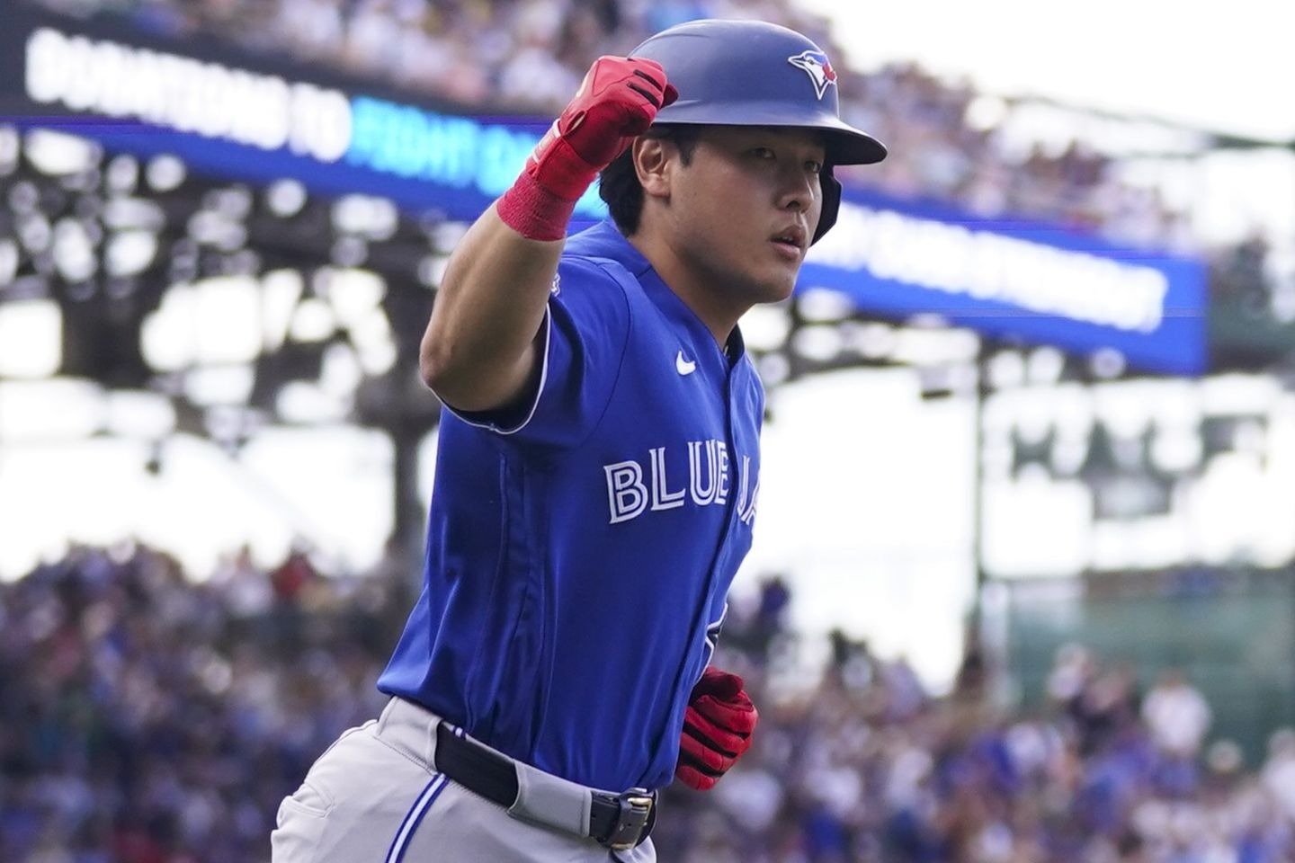 岡本和真連2戰開轟敲本季第17轟 藍鳥7局打完3比2領先太空人