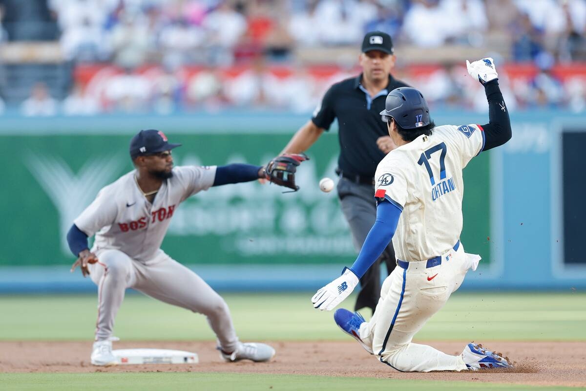 大谷翔平衝二壘出局 山本由伸好投吞敗