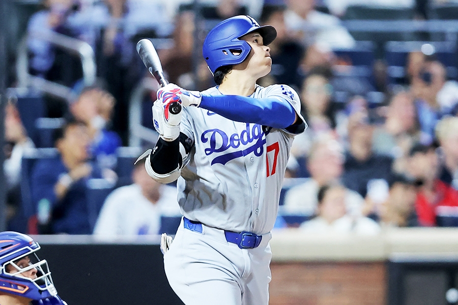 大谷翔平拚三壘出局 左膝狀況引關注