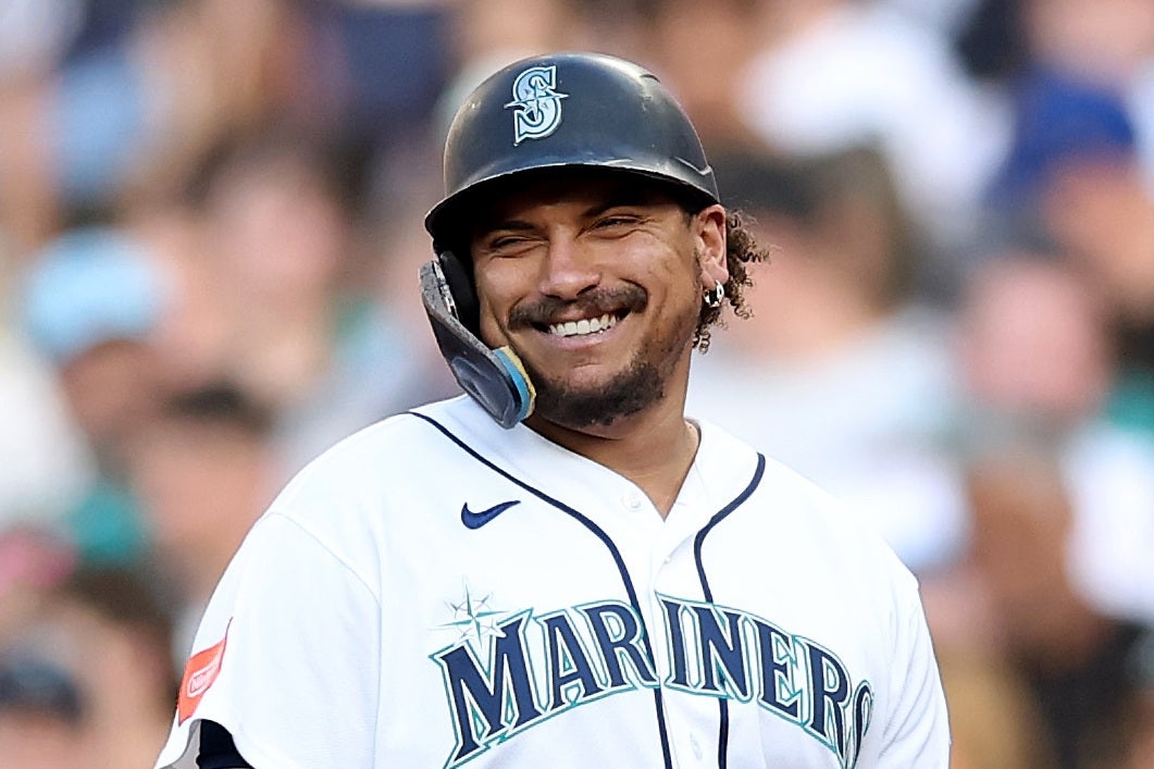 Josh Naylor水鑽喬丹釘鞋搶鏡 引發球迷討論