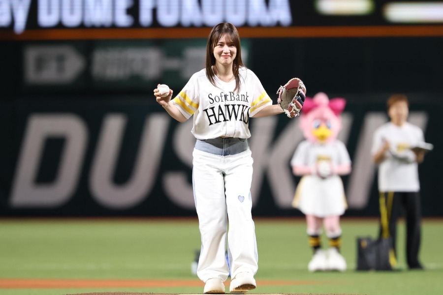 內田真禮開球成滾地球 軟銀過去6戰全勝