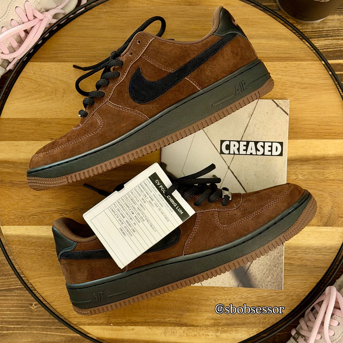 Nike SB Air Force 1「Light Chocolate」細節曝光 樣品標籤寫上 Spring 2026