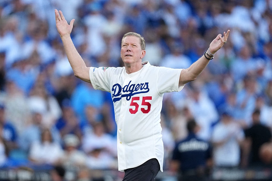 Orel Hershiser獲星光大道星章 道奇球迷祝賀