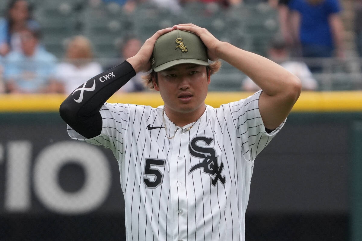 村上宗隆二壘安打沒再連轟 白襪延長10局再見轟9比8氣走小熊