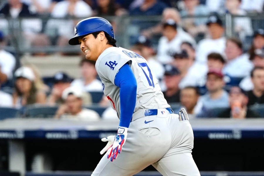 大谷翔平左膝不適仍衝刺 美媒看了捏冷汗