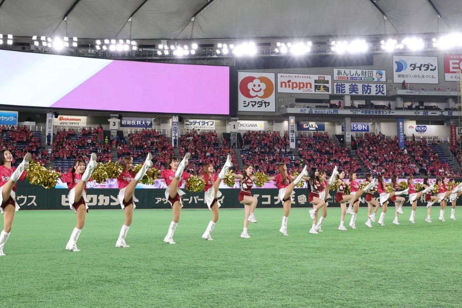 樂天超級之夜東京巨蛋登場 Rakuten Girls合體Golden Angels共演