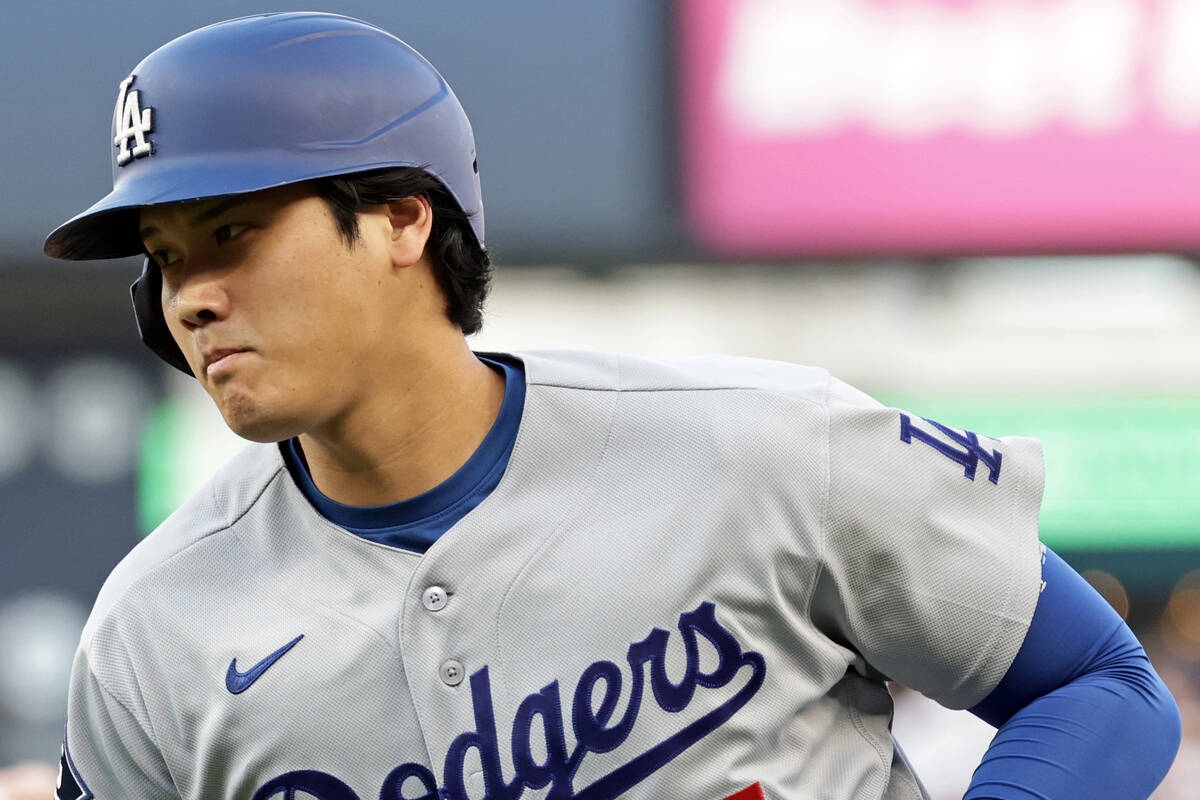 大谷翔平首打席3球遭三振 費城主場沸騰