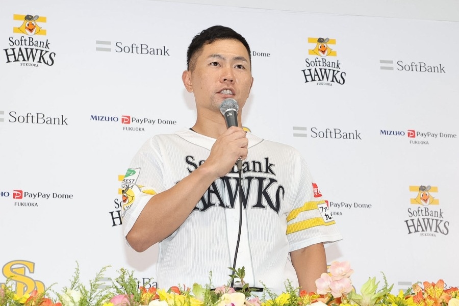 中村晃開引退記者會落淚 吐露6月4日已下決心