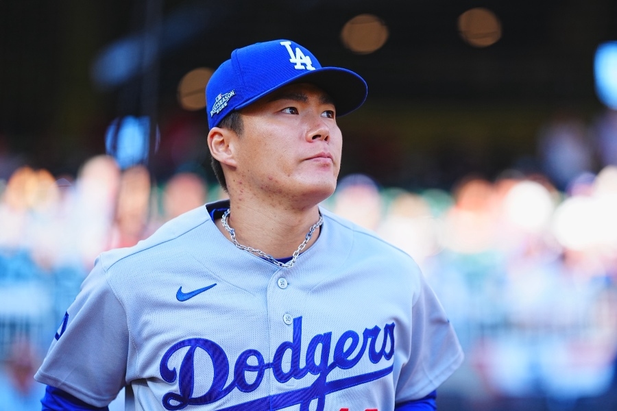 山本由伸鞠躬回應Sale致意 日本球迷讚彼此尊重