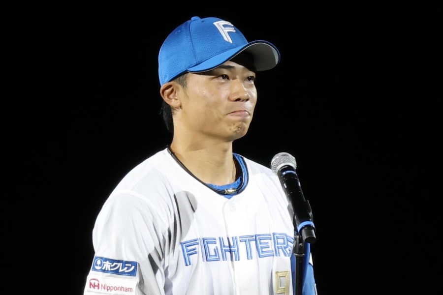 中島卓也引退儀式 杉谷拳士驚喜獻花