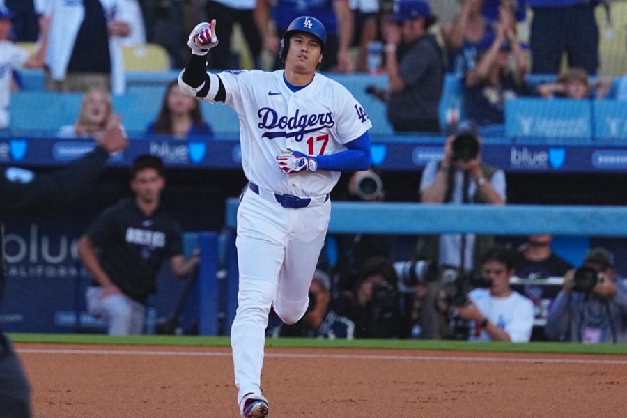 大谷翔平敲生涯第300轟 低角度首打席開轟連NHK球評都看傻