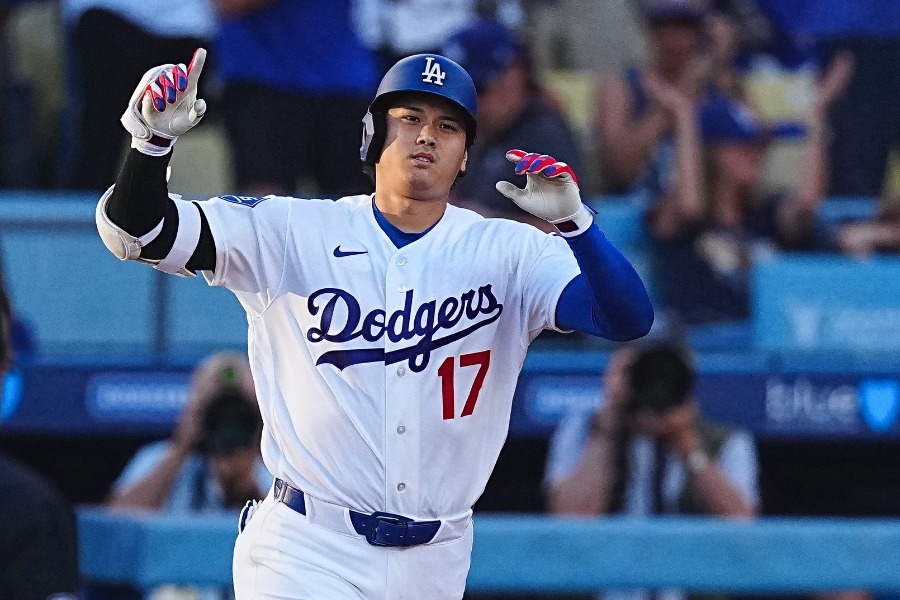大谷翔平300轟紀念卡印破10萬張 Topps藏1張1/1親筆簽名卡
