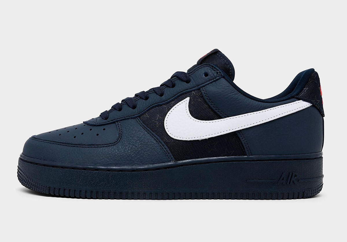 星星細節上腳:Nike Air Force 1 Low 以美式配色迎接 2026 夏季檔期