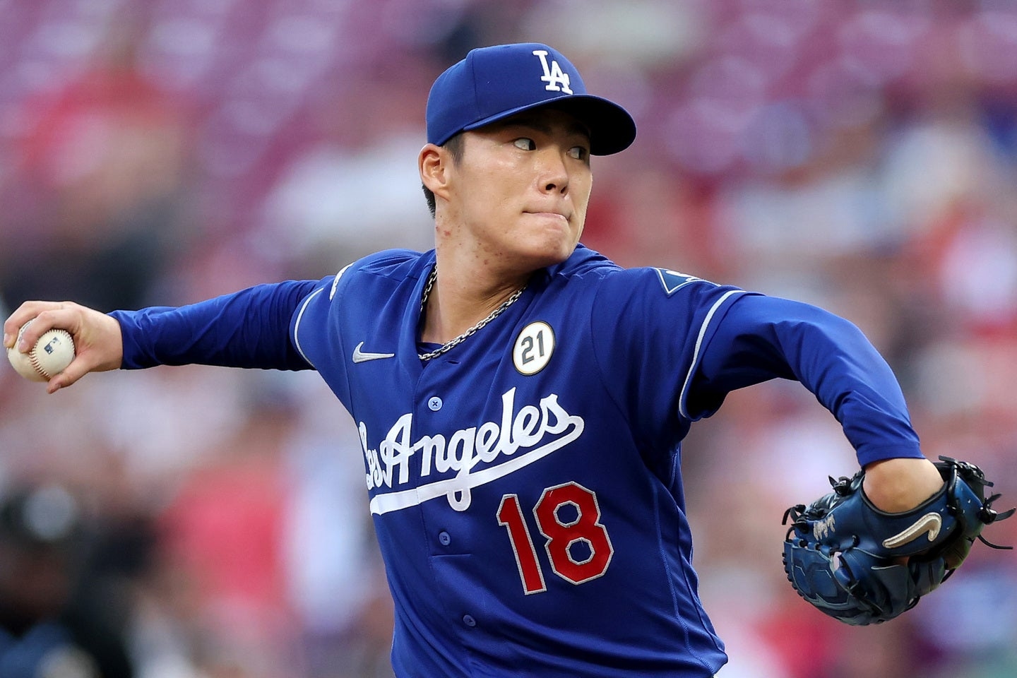 山本由伸7局1安無失分 退場握14勝資格