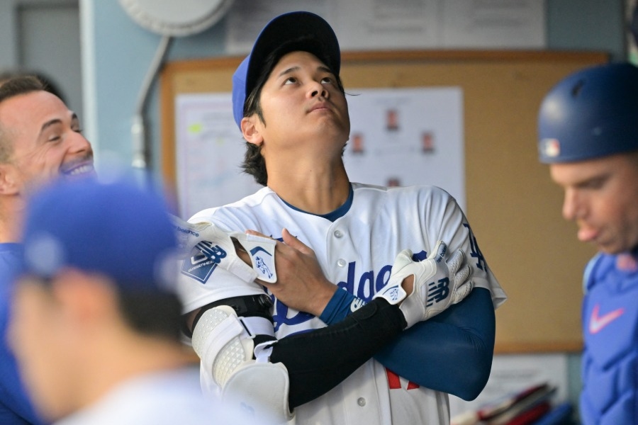 大谷翔平15轟助道奇1比0勝光芒 Freddie Freeman場邊90度鞠躬致意