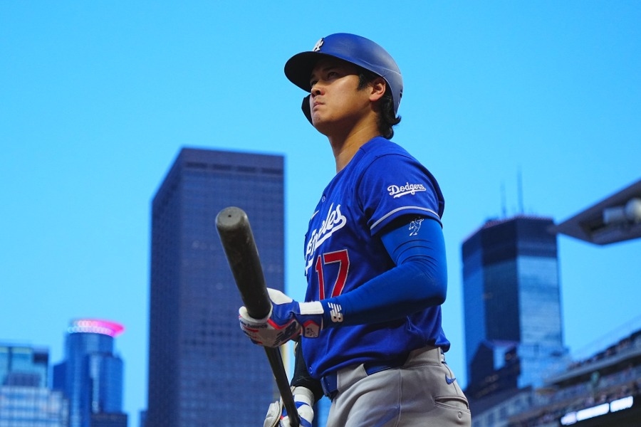 大谷翔平賽後消失10分鐘 左膝泛紅痕跡引隊友關注