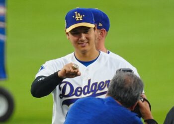 道奇隊冠軍戒指榮登棒球殿堂 特別設計引發球迷讚嘆