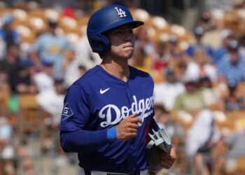 道奇緊急升格金河成，貝茲因傷進IL