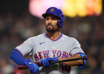 279億男打擊不振遭批：役立無用