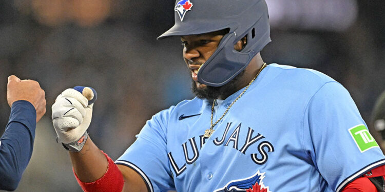 岡本4次三振後再見失利，730億男展現領