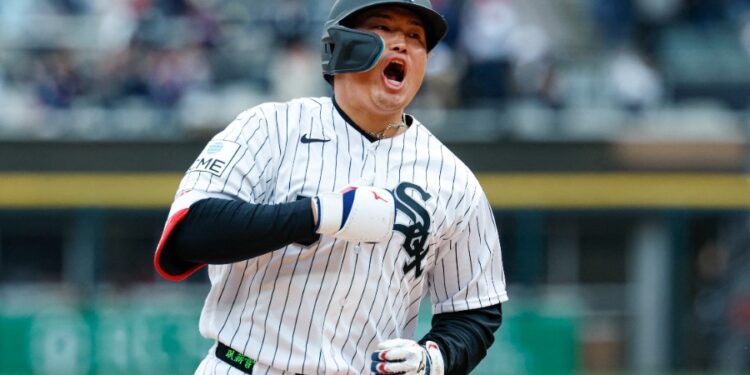 村上宗隆:全壘打無價值,3戰連發仍無笑容 村上宗隆:全壘打無價值,3戰連發仍無笑容